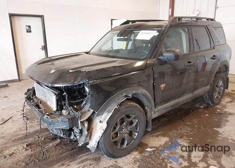 2021 Ford Bronco Sport Badlands z USA, uszkodzony, nr VIN 3FMCR9D9XMRB36119